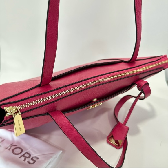 Michael Kors Maddie Medium East West Top Zip Tote Bag in Ultra Pink - Picture 4 of 14